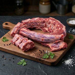 Dracula Beef Tails, 20 Kgs