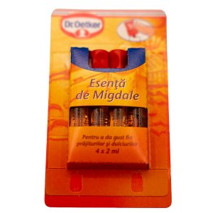 Dr. Oetker Almond Essence Vials 8g / 16 pcs